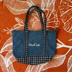 ModCloth Zip Tote Bag